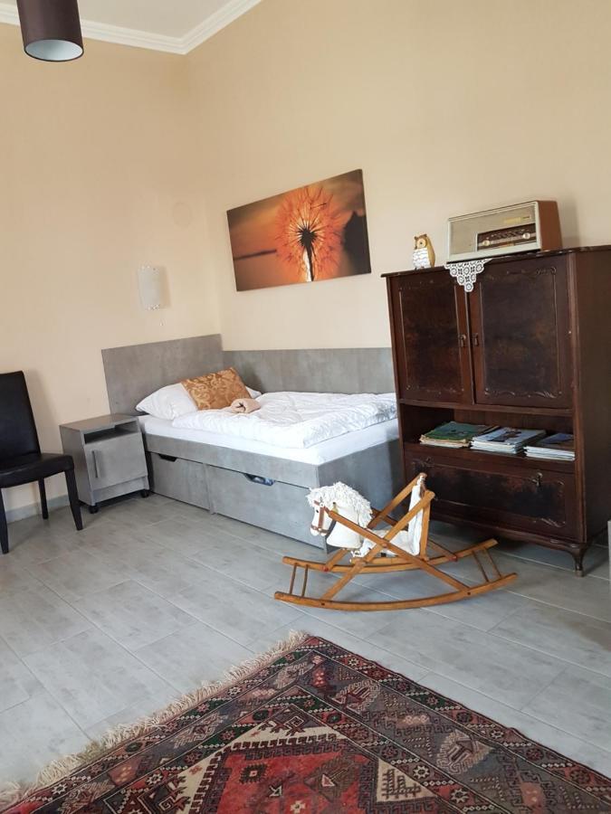 Ketbodonyi Apartments エクステリア 写真