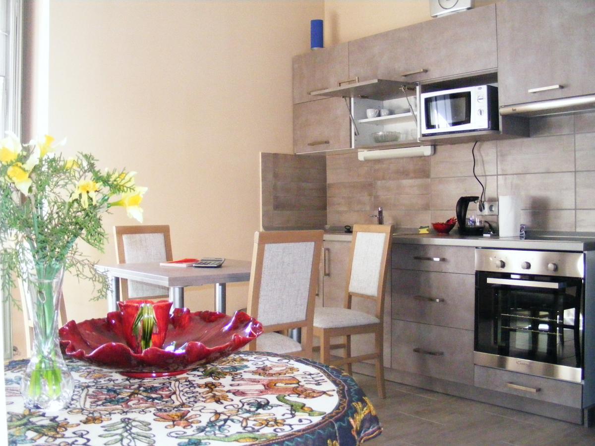 Ketbodonyi Apartments エクステリア 写真